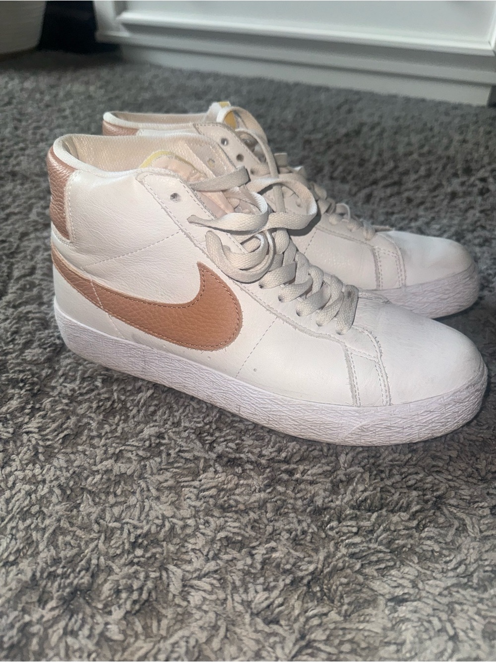 Nike Women’s Mid-Top in White and Tan